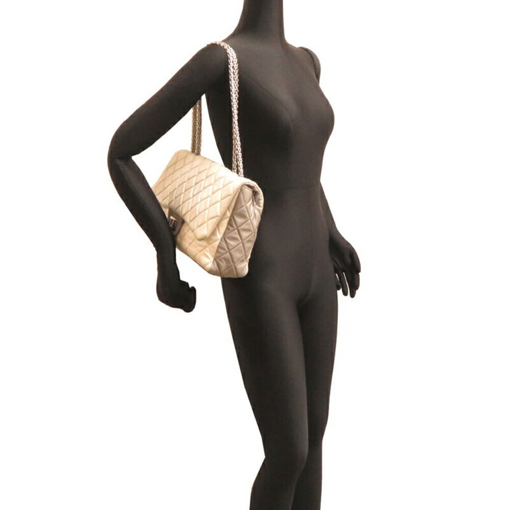 CHANEL White Canvas Shoulder Bag - Picture 8 of 10